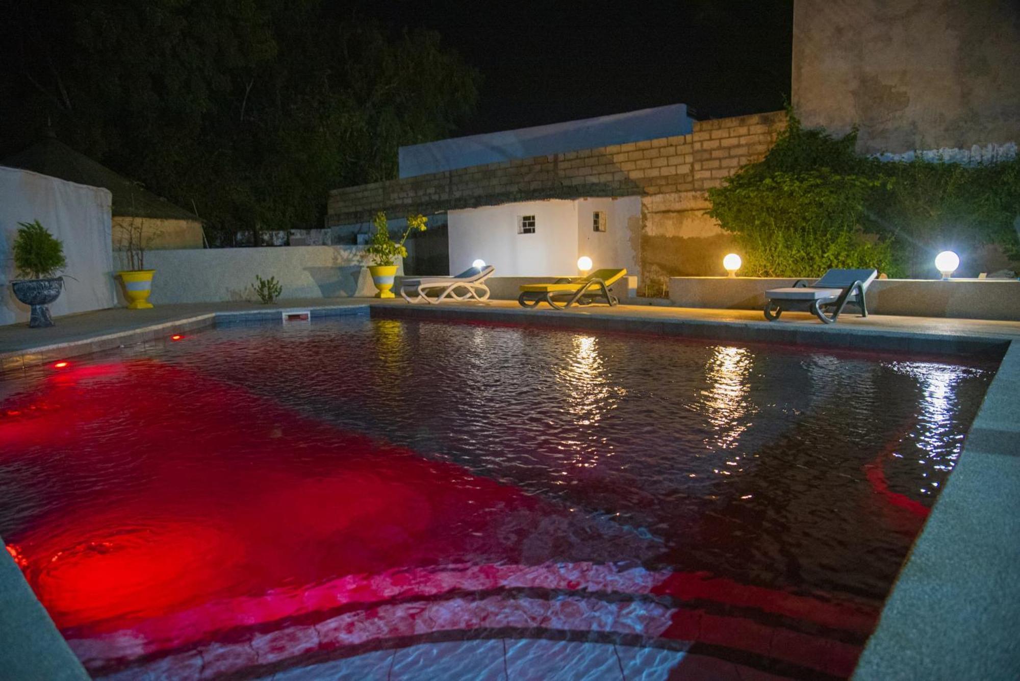 Chambres D'Hotes Villa Luciana Saly الغرفة الصورة