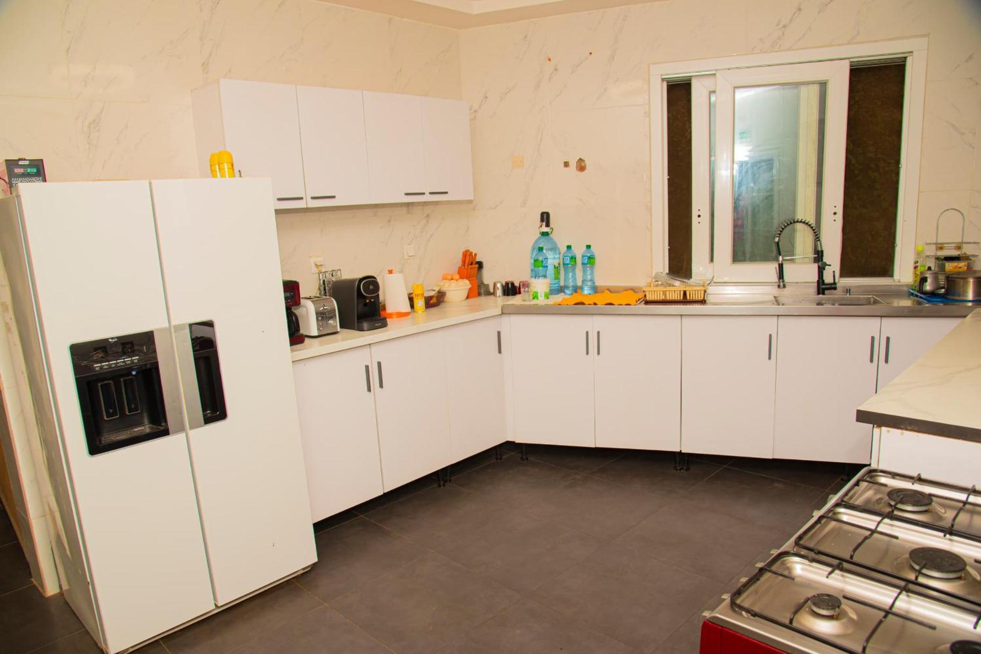 Chambres D'Hotes Villa Luciana Saly المظهر الخارجي الصورة