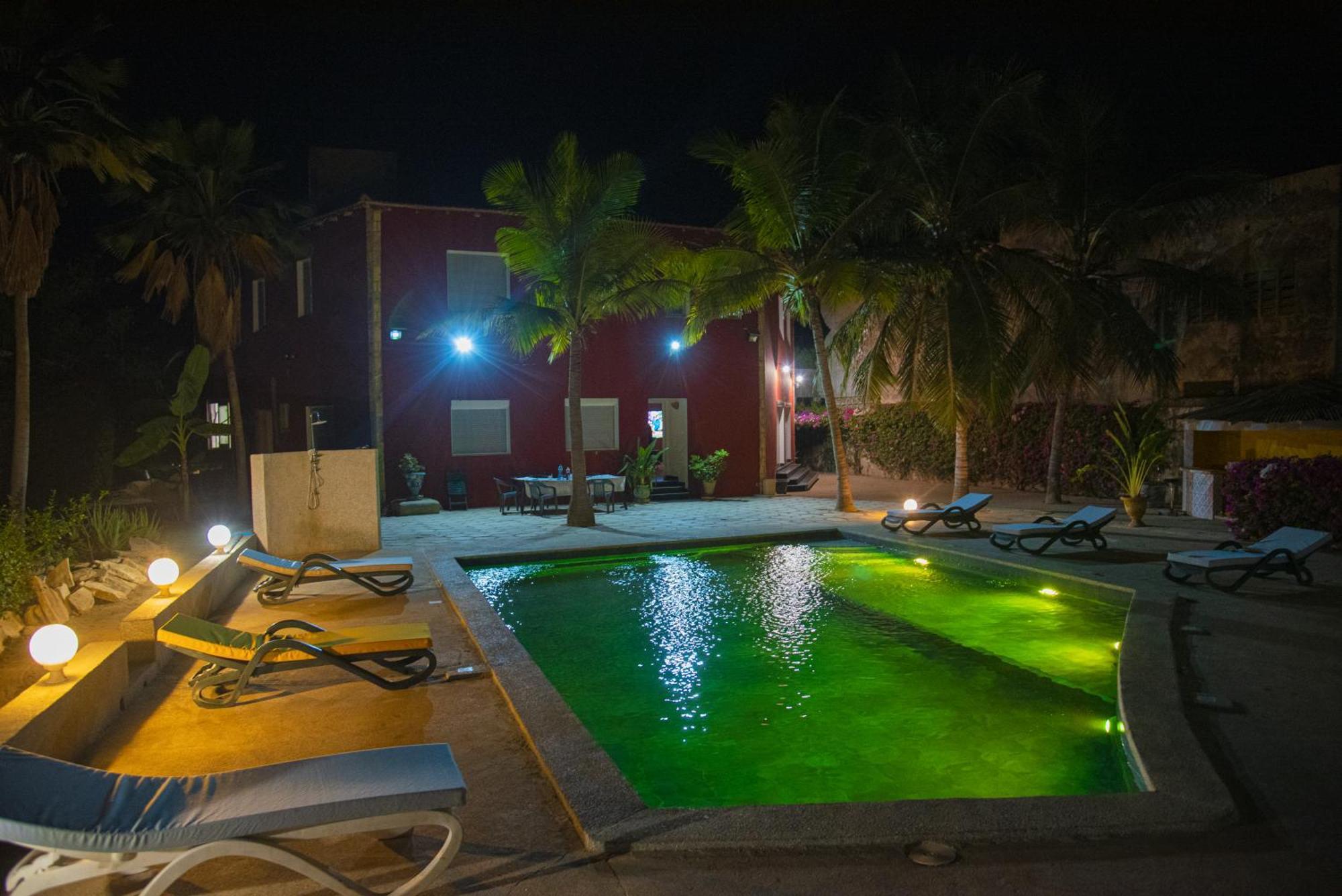 Chambres D'Hotes Villa Luciana Saly المظهر الخارجي الصورة