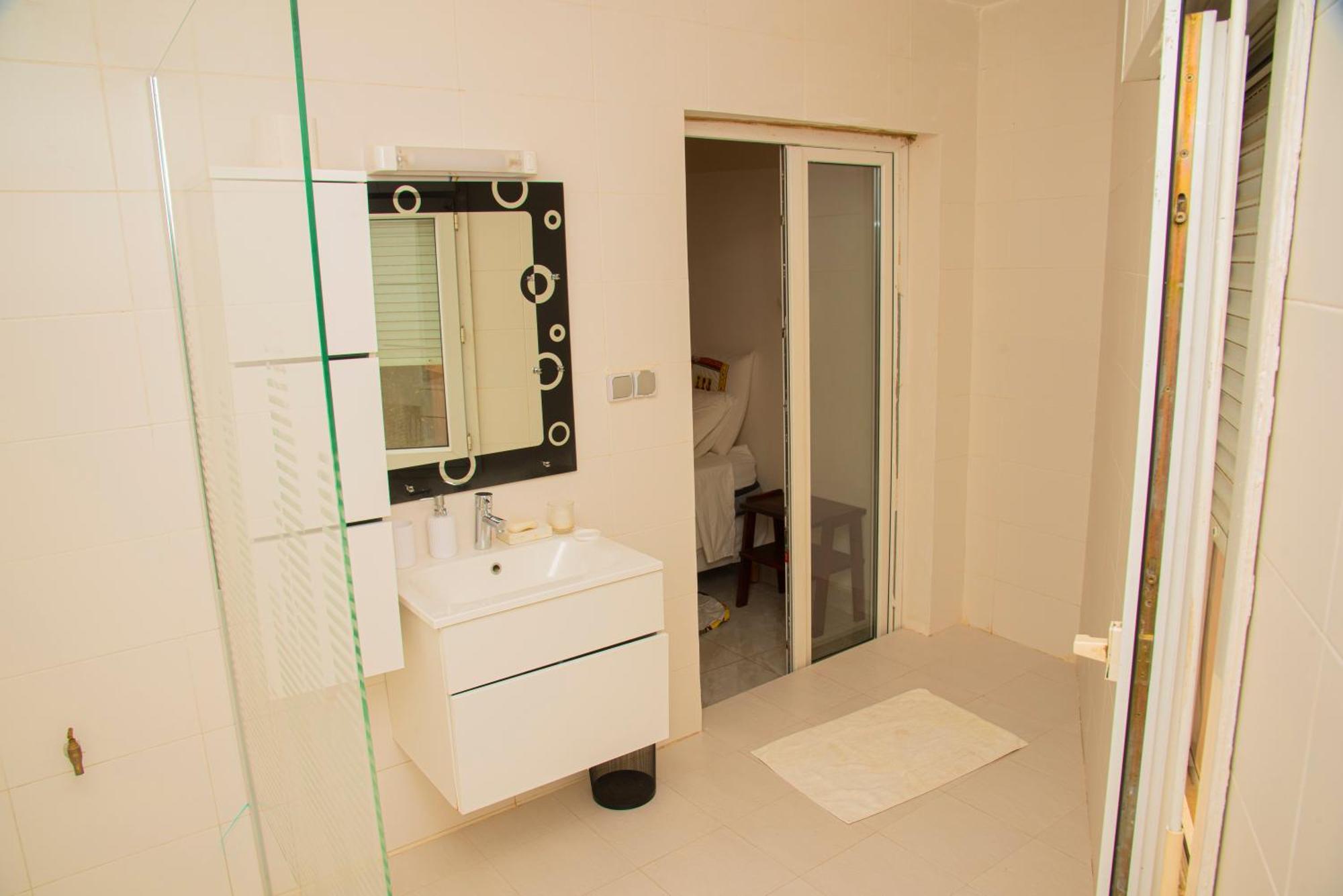 Chambres D'Hotes Villa Luciana Saly المظهر الخارجي الصورة
