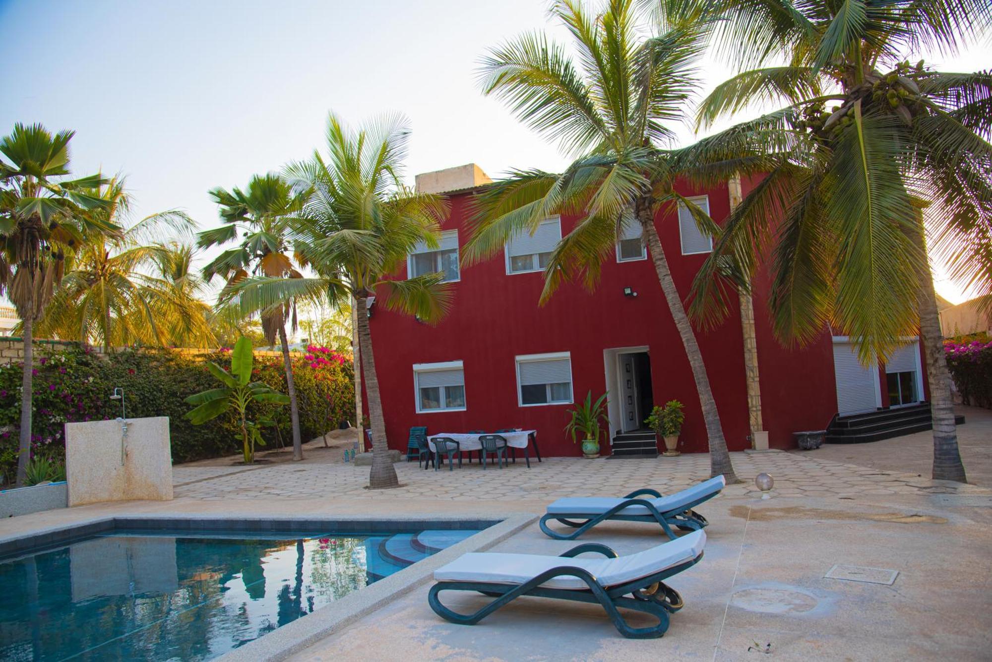 Chambres D'Hotes Villa Luciana Saly المظهر الخارجي الصورة
