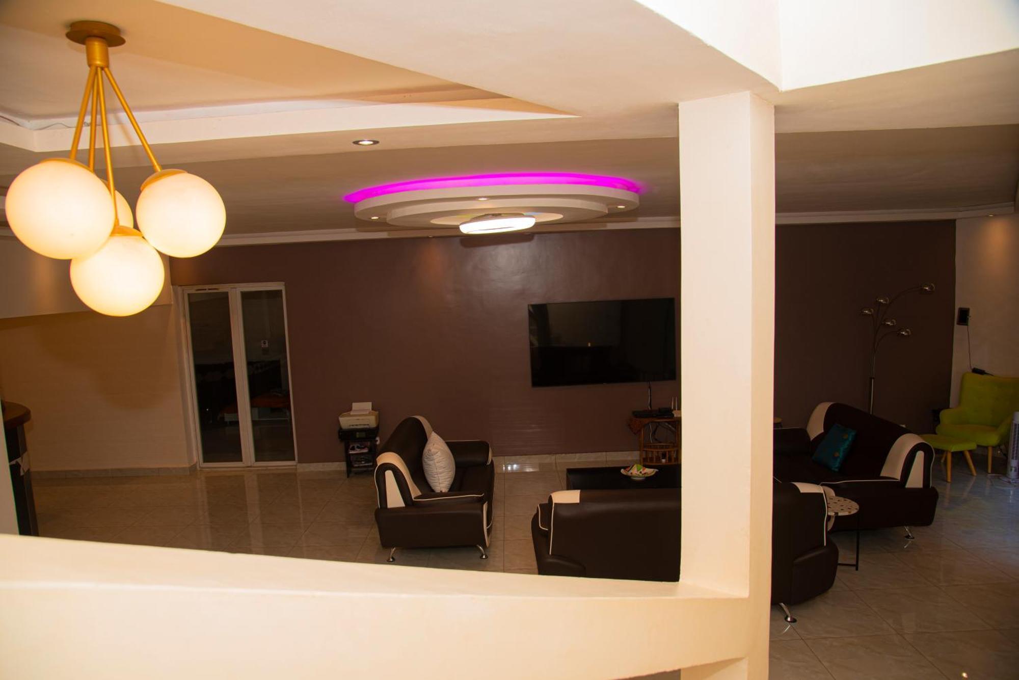 Chambres D'Hotes Villa Luciana Saly المظهر الخارجي الصورة