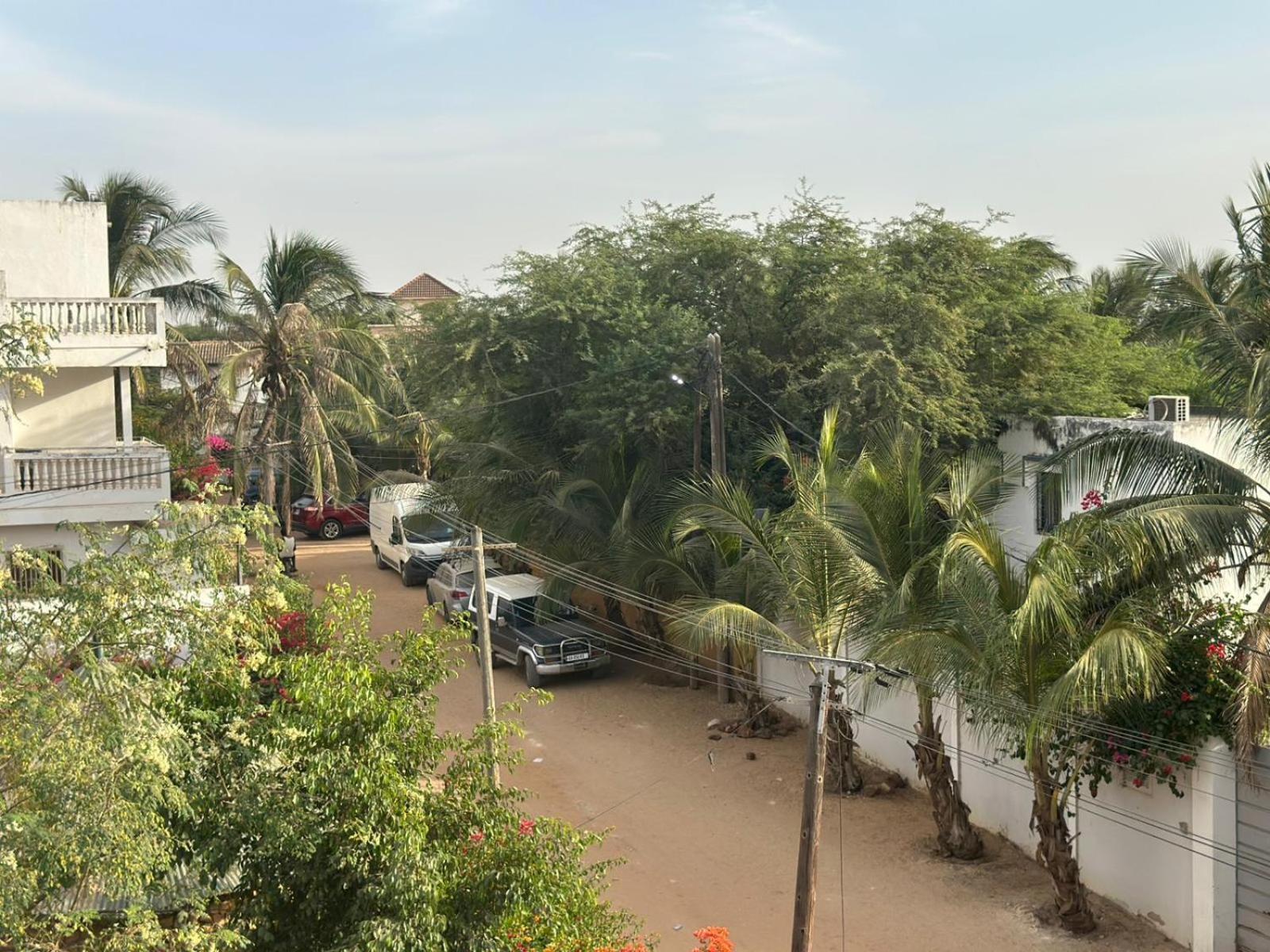 Chambres D'Hotes Villa Luciana Saly المظهر الخارجي الصورة